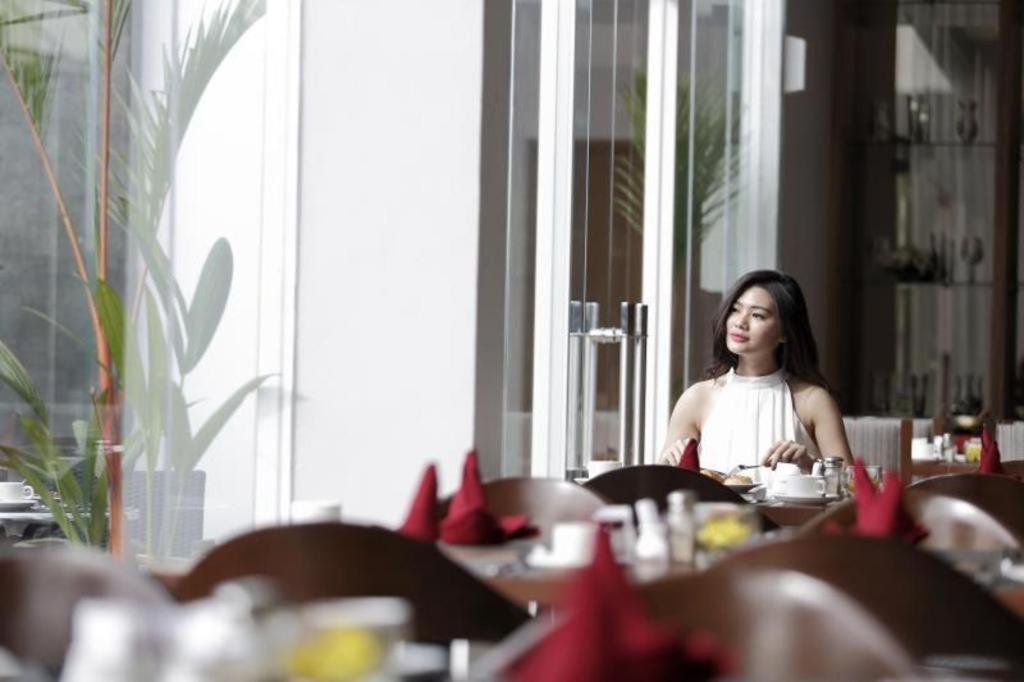 Hotel Grandhika Setiabudi Medan Buitenkant foto